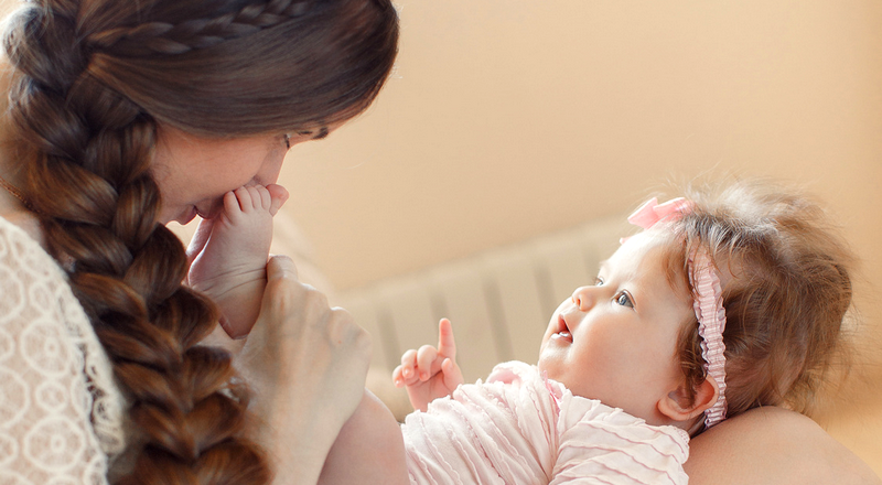 Even Babies Know Early to Get News and Info at Clik2Go.net!